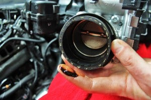 Throttle body oil contamination 